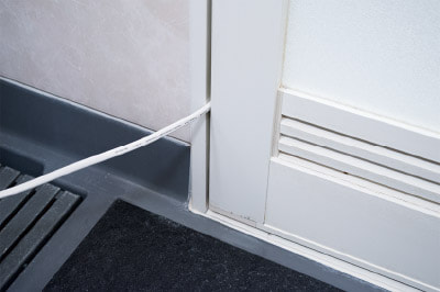 便利な平型コード